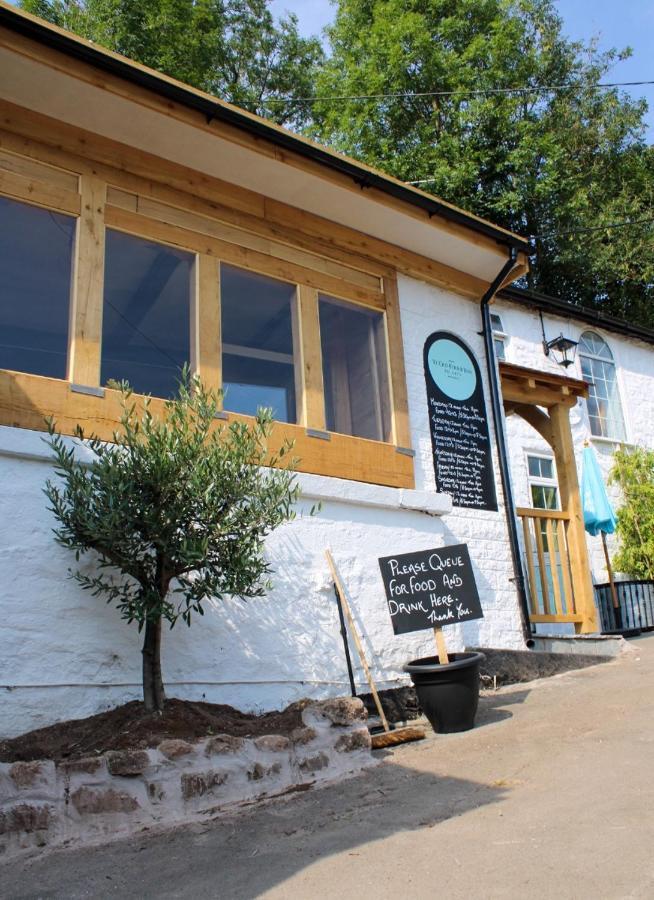 Ye Old Ferrie Inn Symonds Yat Exteriér fotografie